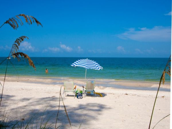 Luxurious Two-Bedroom Condo in Naples, Florida