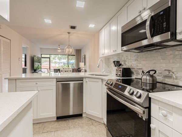 Luxurious Two-Bedroom Condo in Naples, Florida