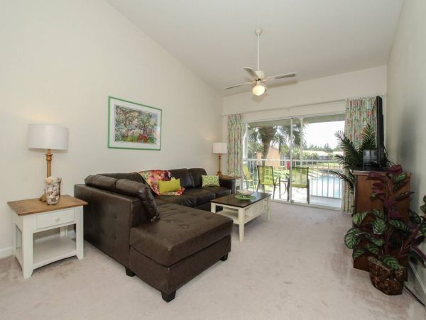 Tropical Retreat in Southeast Naples: Your Perfect Condo Getaway