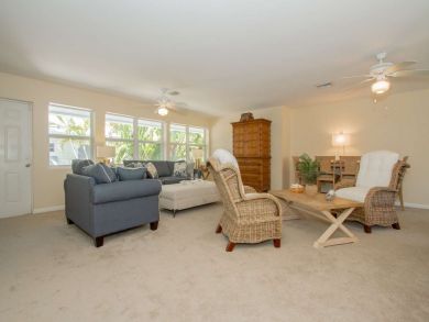 Naples Home 929510
