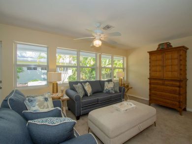 Naples Home 929510