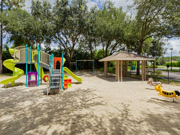 Upscale Naples Getaway: Pool, 4 Beds, Close to 5th Ave
