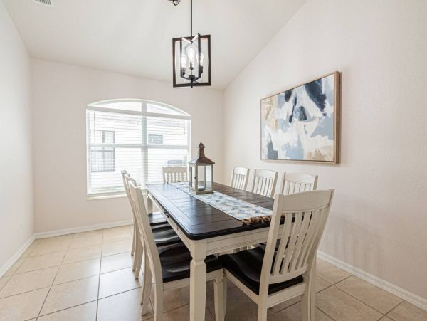Upscale Naples Getaway: Pool, 4 Beds, Close to 5th Ave