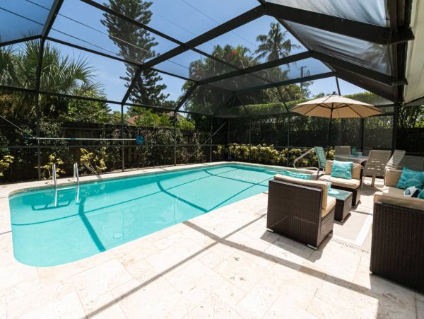 Naples Three Bedroom Vacation Rental with Private Caged Pool
