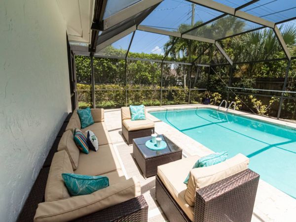Naples Three Bedroom Vacation Rental with Private Caged Pool