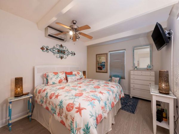 Historic Inn on the east end with many amenities