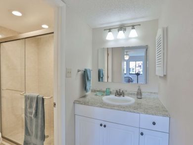 Sarasota Condo 929530 Sarasota Condo 929530