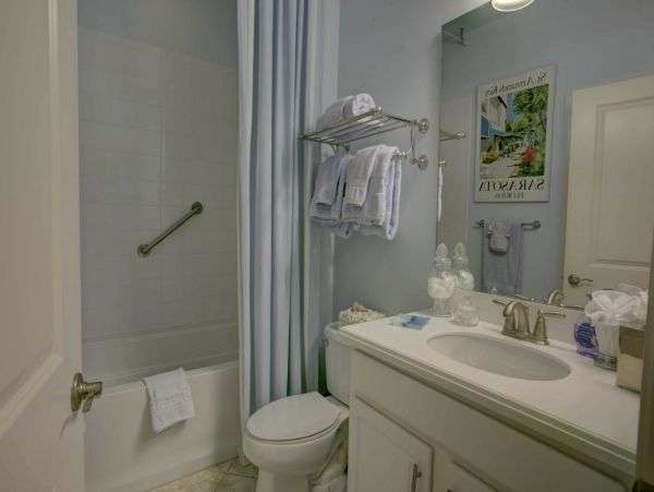 Luxury Sarasota Vacation Home Sleeps 4 With Water Views