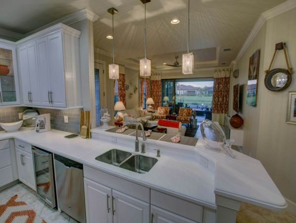 Luxury Sarasota Vacation Home Sleeps 4 With Water Views