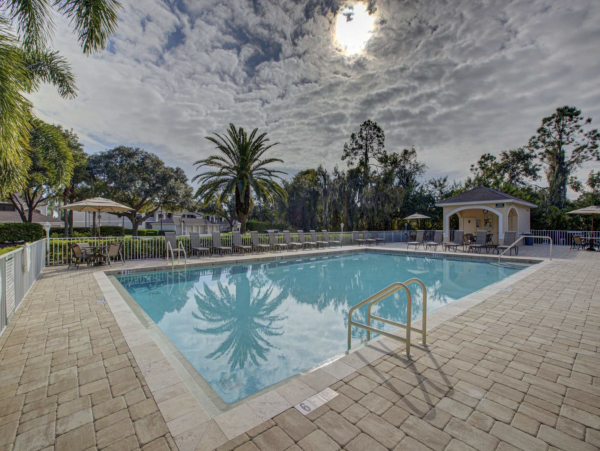 Sarasota 2 Bedroom Plus Den Five Star Guest Amenities