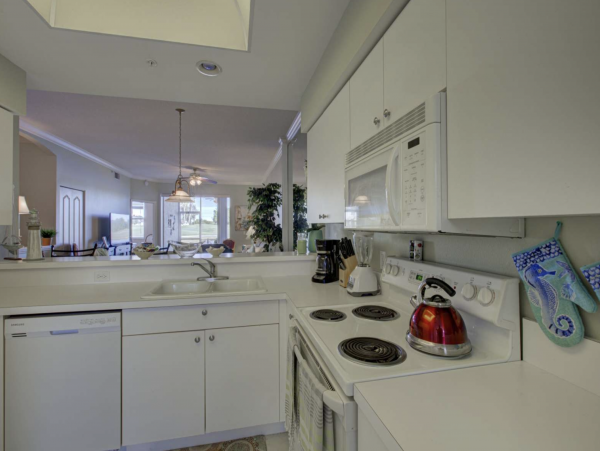 Sarasota 2 Bedroom Plus Den Five Star Guest Amenities