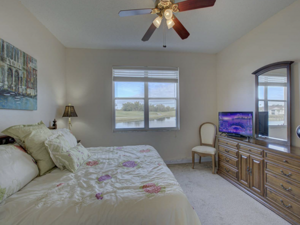 Sarasota 2 Bedroom Plus Den Five Star Guest Amenities