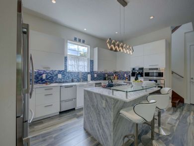 Sarasota Home 929543