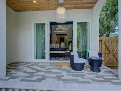Sarasota Home 929543