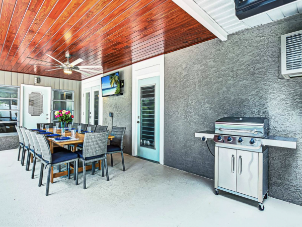 Dreamy Sarasota Pool Vacation Home