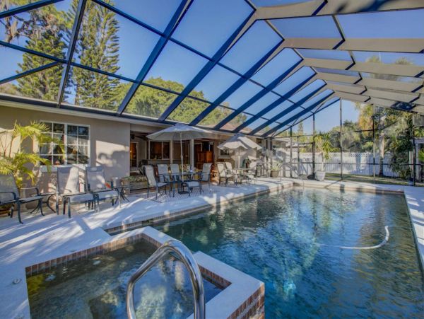 Sarasota Pool Vacation Home Short Drive to Beaches