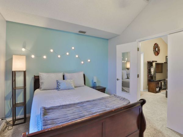 Country Oaks Vacation home with pool and spa