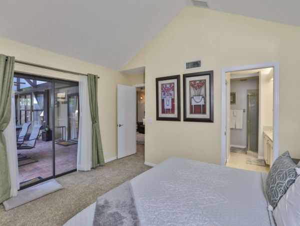 Country Oaks Vacation home with pool and spa