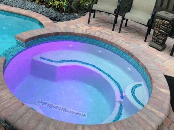 Country Oaks Vacation home with pool and spa