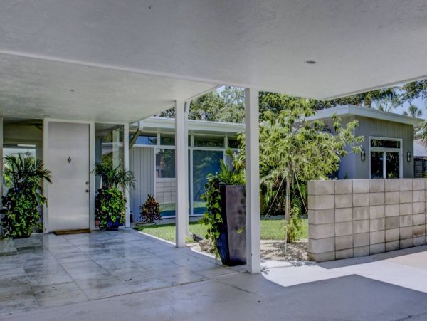 Siesta Key Canal Front Four Bedroom Home with Private Pool