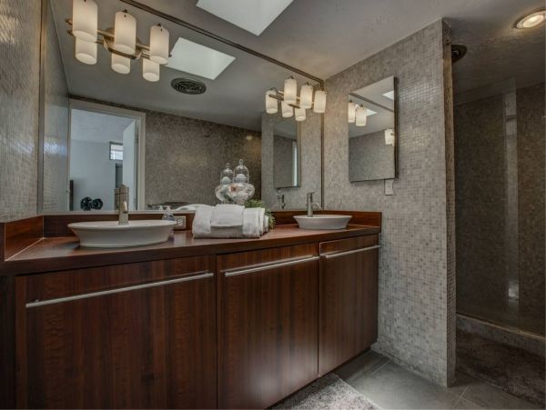 Siesta Key Canal Front Four Bedroom Home with Private Pool