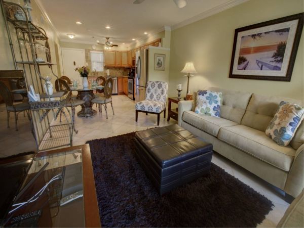 Siesta Key Two Bedroom Walk to Beach Vacation Condo