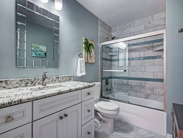 Luxury Condo Short Walk to SK Beach 2 Pools Tennis Fitness
