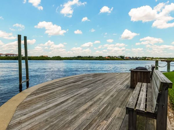 Luxury Condo Short Walk to SK Beach 2 Pools Tennis Fitness
