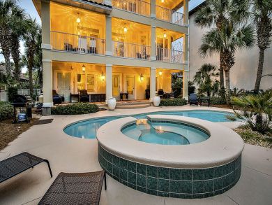 Destin Vacation Home Sleeps Fifteen Guests