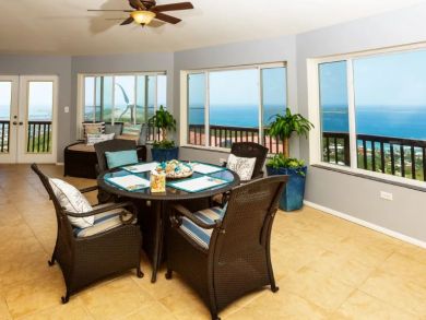 Luxury Caribbean Condo with Sea Views St Thomas and a Pool