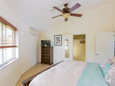 Luxury Caribbean Condo with Sea Views St Thomas and a Pool