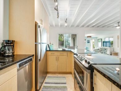 Siesta Key Vacation Rental Sleeps Six Guests