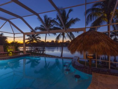 Cape Coral Luxury Vacation Rental Home Three Bedrooms