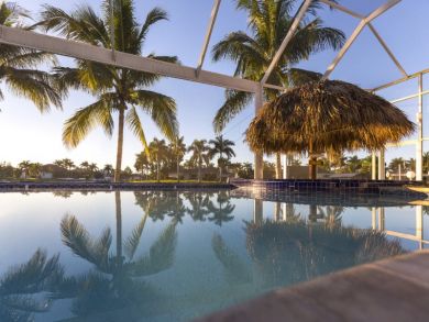 Cape Coral Luxury Vacation Rental Home Three Bedrooms
