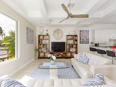 Cape Coral Luxury Vacation Rental Home Three Bedrooms
