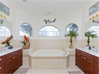 Cape Coral Luxury Vacation Rental Home Three Bedrooms