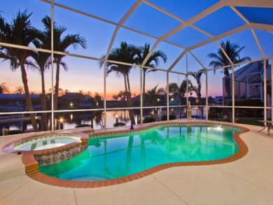Cape Coral Luxury Vacation Rental with 3 Bedrooms Cape Coral Luxury Vacation Rental with 3 Bedrooms