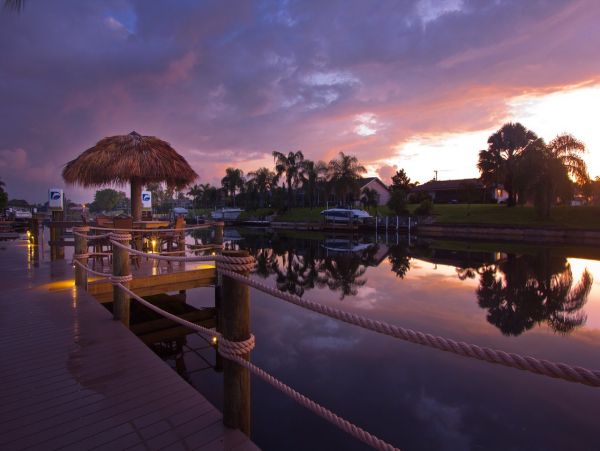 Cape Coral Luxury Vacation Rental Home Six Guests