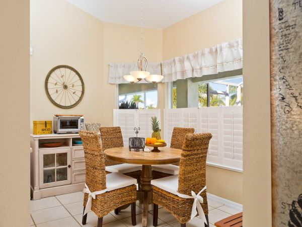 Cape Coral Luxury Vacation Rental Home Six Guests