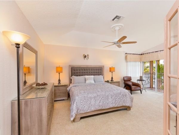 Cape Coral Luxury Vacation Rental Home Four Bedrooms