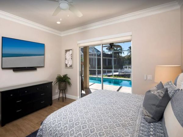 Marco Island Waterfront Vacation Rental – Luxury Pool Home Near Tigertail Beach