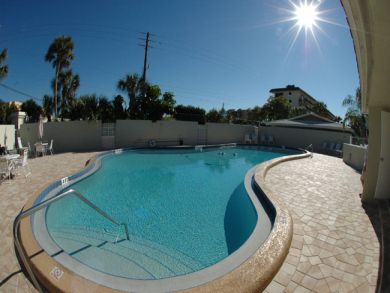 Beachfront Two Bedroom Vacation Condo in Siesta Key