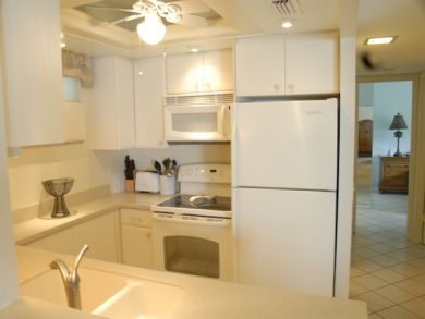 Beachfront Two Bedroom Vacation Condo in Siesta Key