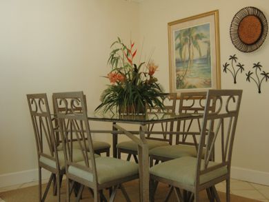 Beachfront Two Bedroom Vacation Condo in Siesta Key