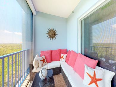 Three Bedroom Vacation Condo in New Smyrna Beach