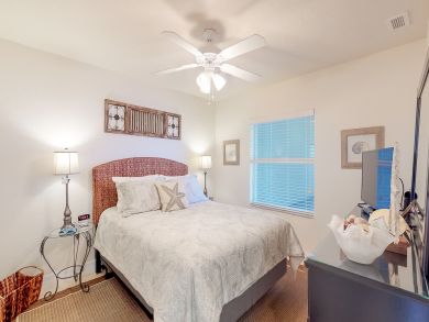 Three Bedroom Vacation Condo in New Smyrna Beach