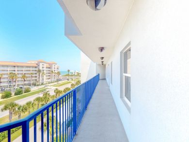Three Bedroom Vacation Condo in New Smyrna Beach