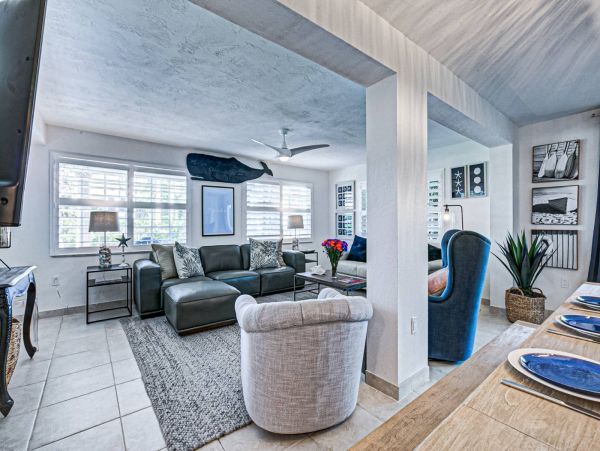 Beautiful 2 Bedroom Condo in Siesta Key