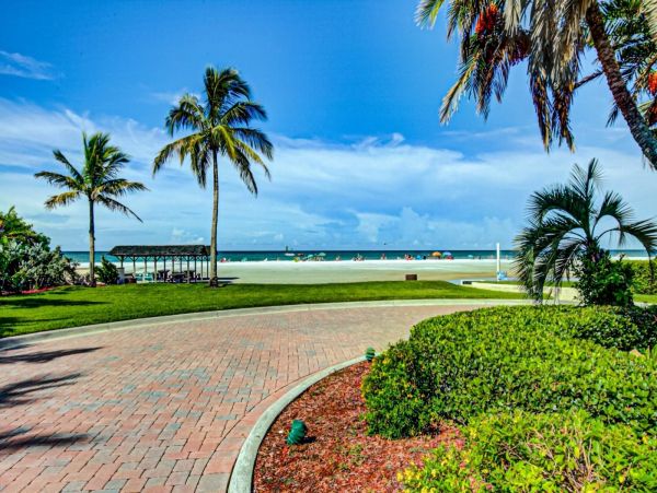 Beautiful 2 Bedroom Condo in Siesta Key