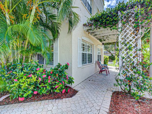 Beautiful 2 Bedroom Condo in Siesta Key